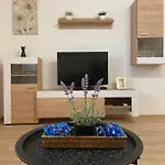 Ana Apartmán *