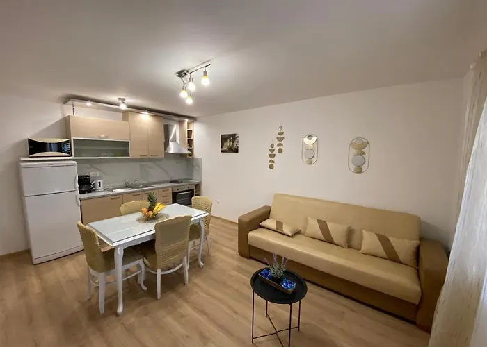 Ana Apartment *
